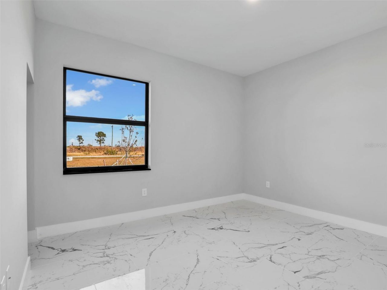 1423 NW 20th Terrace, Cape Coral, FL 33993 Photo
