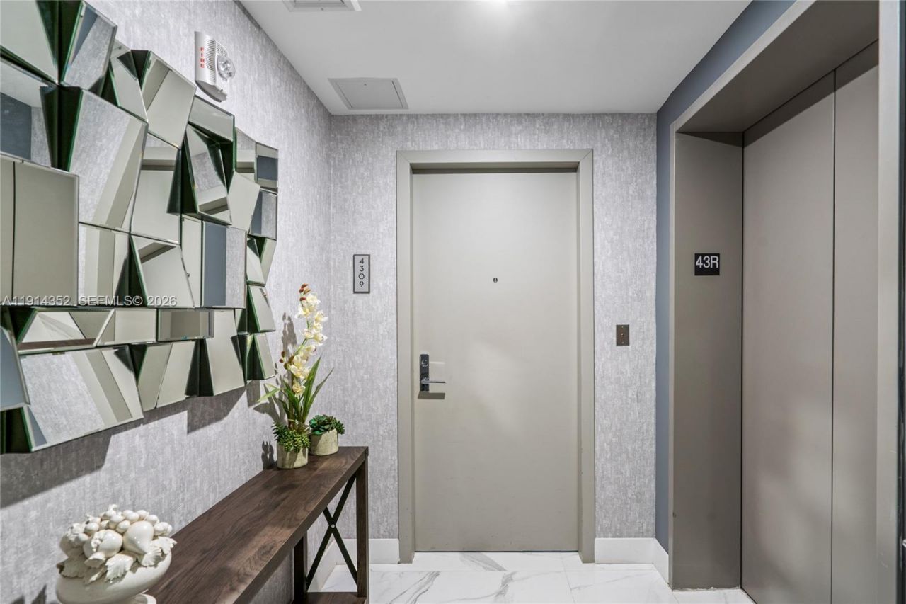 488 NE 18th St, Unit 4309, Miami, FL 33132 Photo