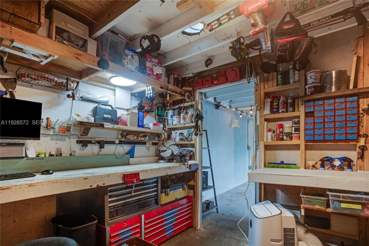 931 SW 29th St, Fort Lauderdale, FL 33315 Photo