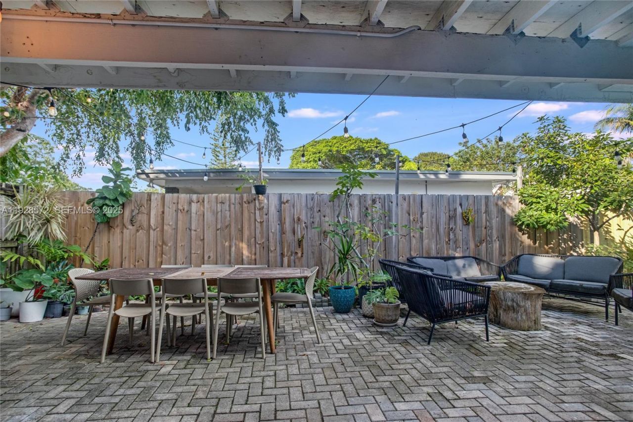 931 SW 29th St, Fort Lauderdale, FL 33315 Photo