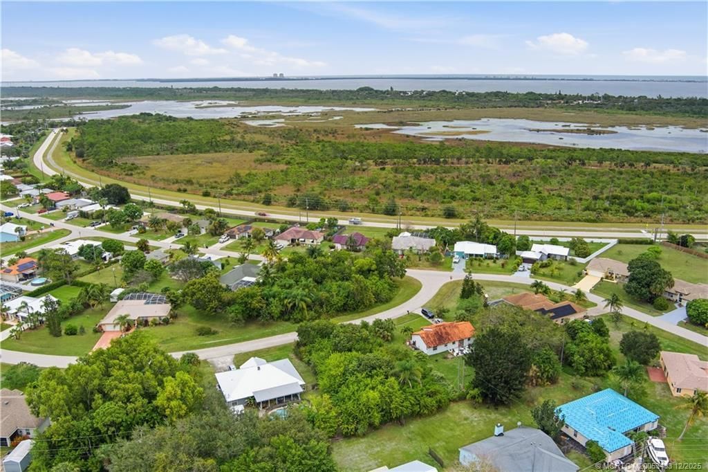 2762 SE Worrell Avenue, Port Saint Lucie, FL 34952 Photo