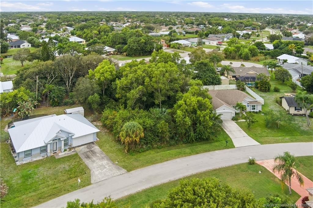 2762 SE Worrell Avenue, Port Saint Lucie, FL 34952 Photo