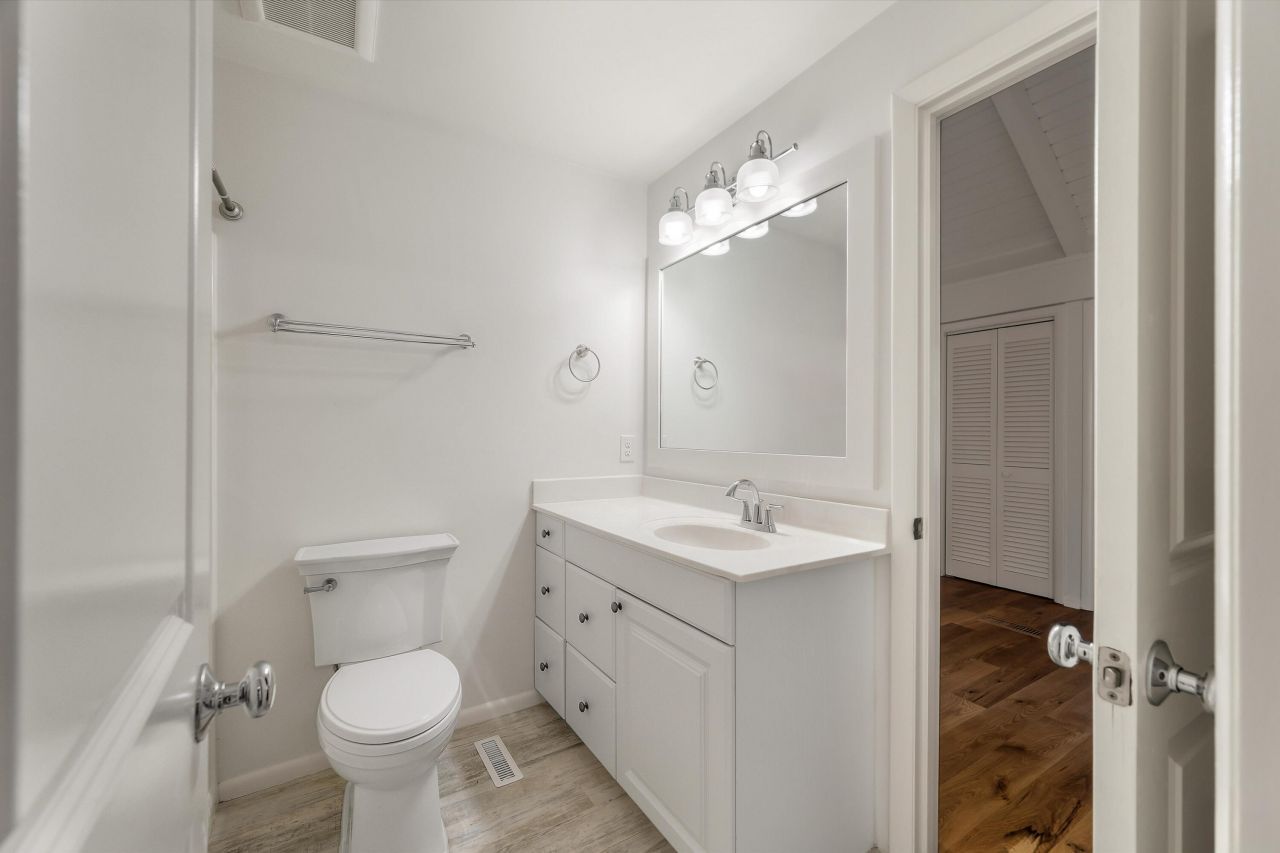 811 Treeloft Trace Photo 17