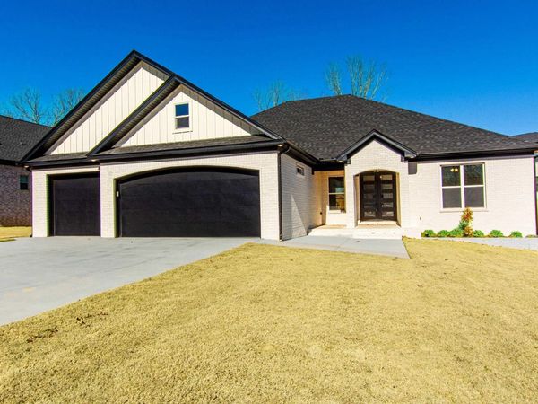 2243 E Maryland Ave, Sherwood, AR 72120