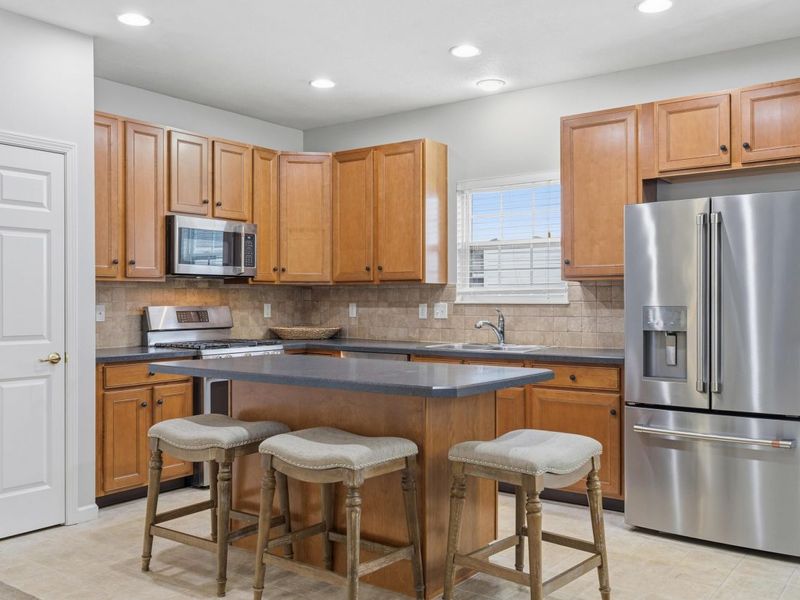 3240 Belstead Drive, Grove City, OH 43123 Photo 8