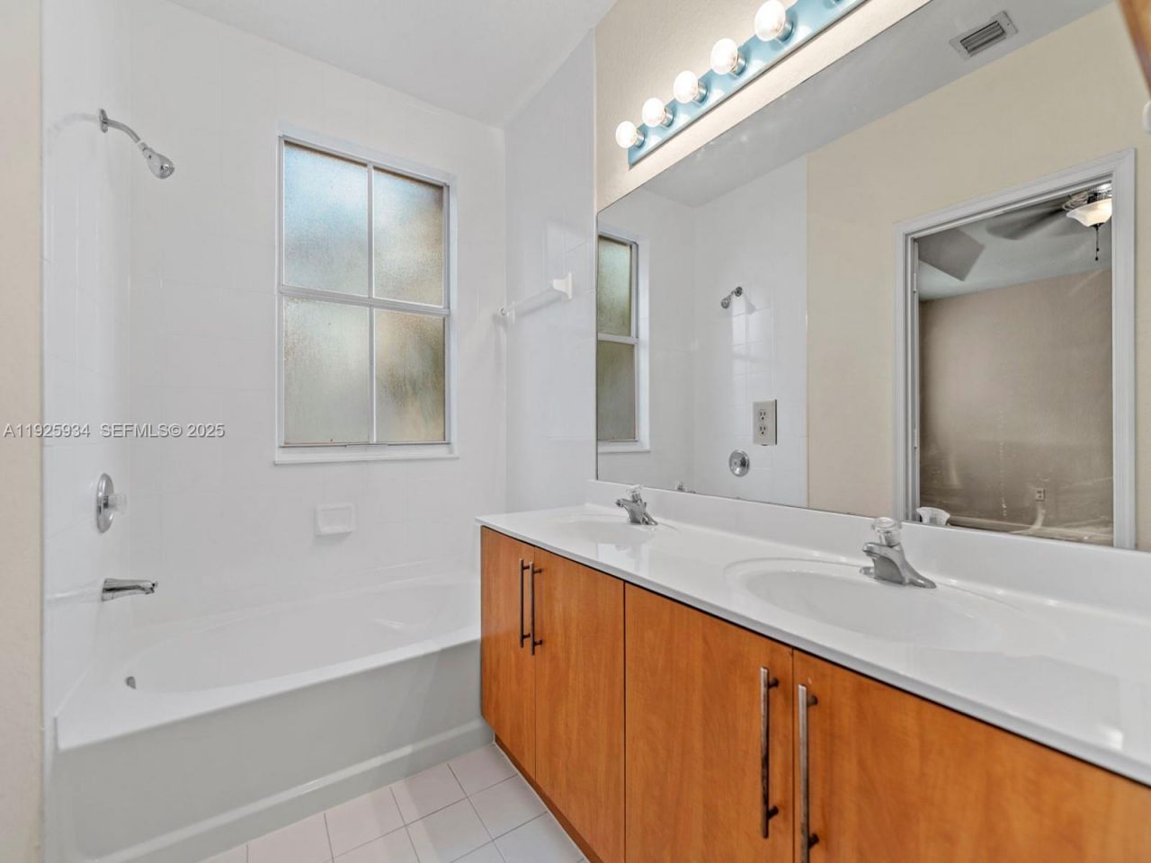 2512 SE 15th Ct, Homestead, FL 33035 Photo