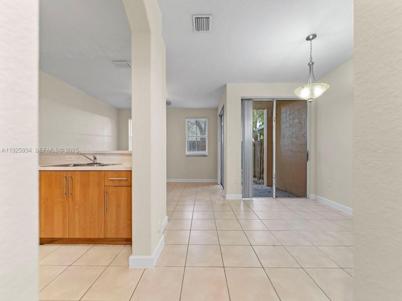 2512 SE 15th Ct, Homestead, FL 33035 Photo