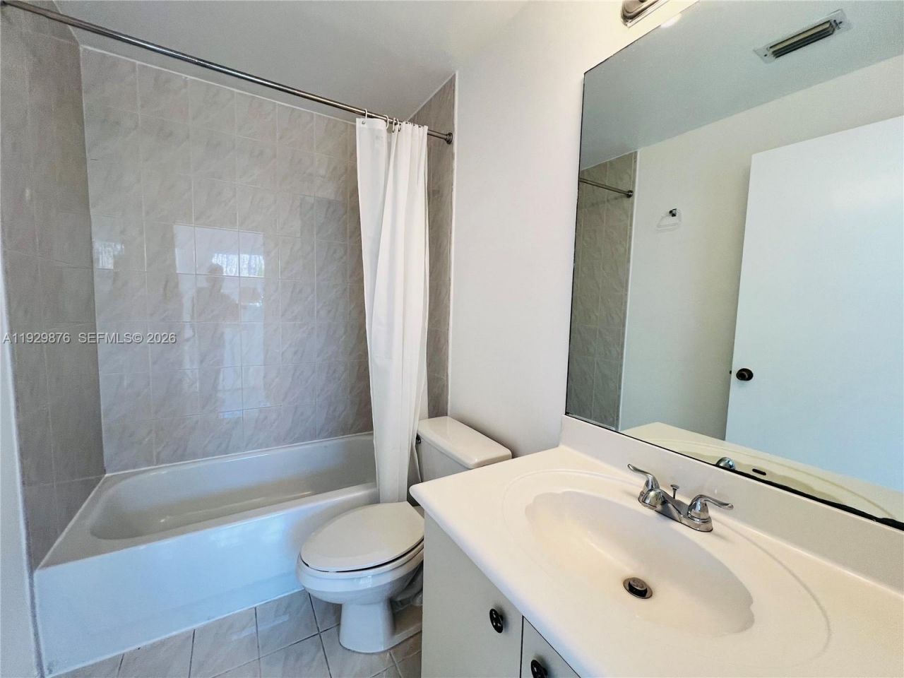 6202 NW 116th Pl, Unit 444, Doral, FL 33178 Photo
