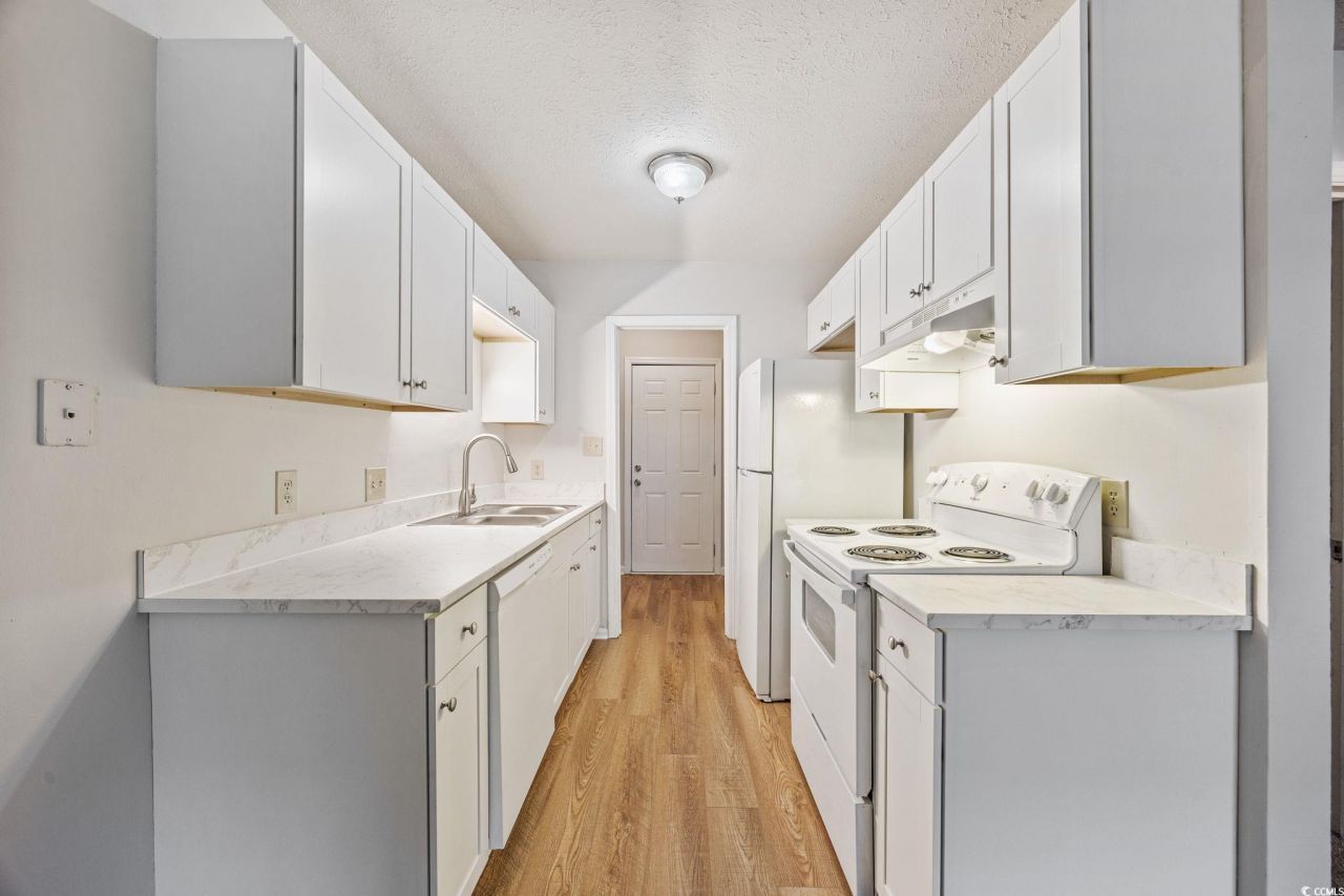 209 Cedar St. Photo 11