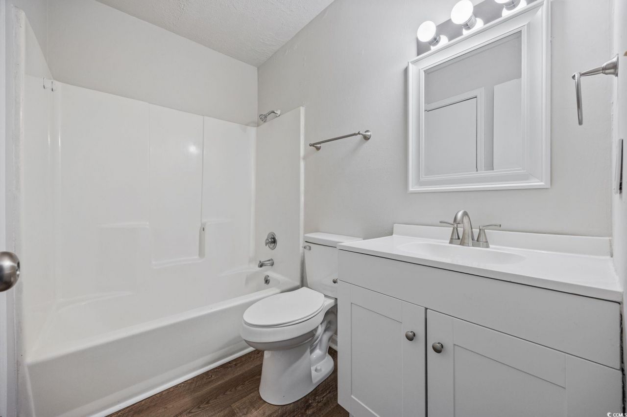 209 Cedar St. Photo 15