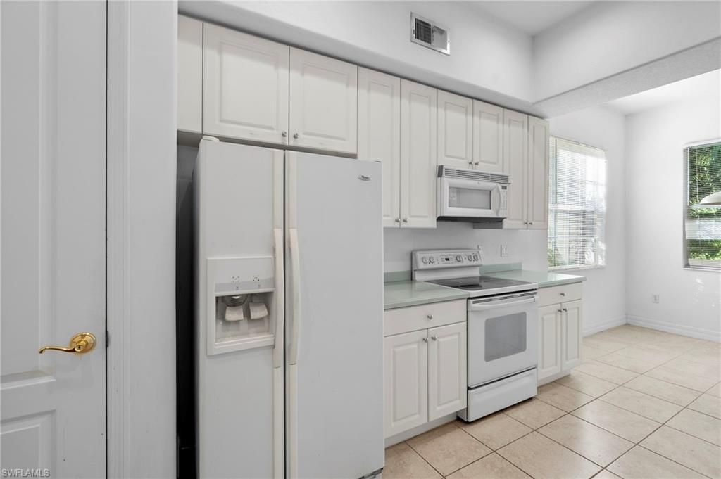 6010 Jonathans Bay Cir, Unit 102, Fort Myers, FL 33908 Photo