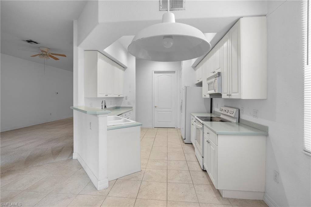 6010 Jonathans Bay Cir, Unit 102, Fort Myers, FL 33908 Photo