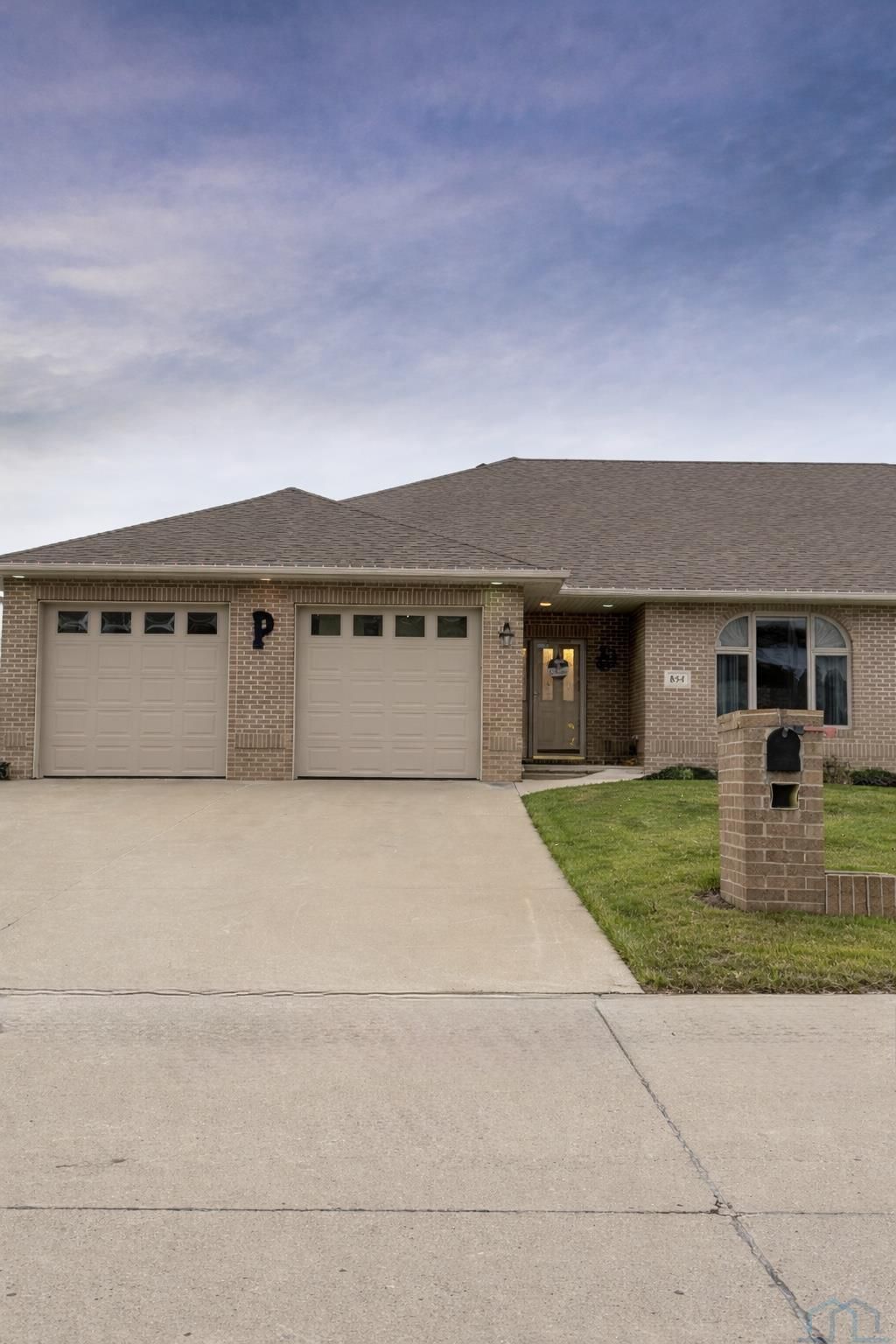 854 Springbrook, Hinton, IA 51024 Main Photo