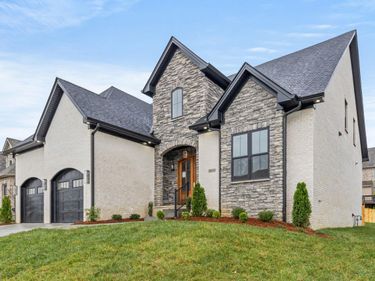 2624 Lucca Place, Lexington, KY 40509