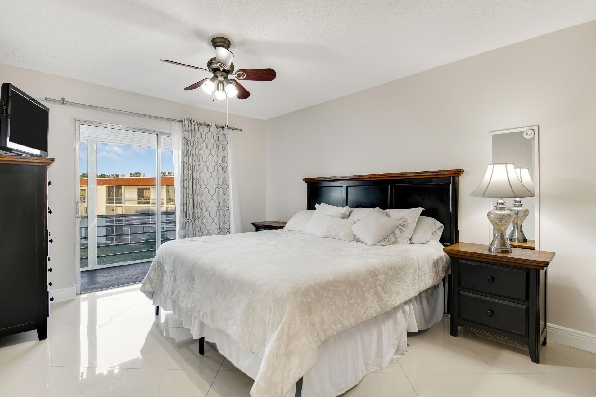 3100 Springdale Boulevard, Unit 314, Palm Springs, FL 33461 Photo