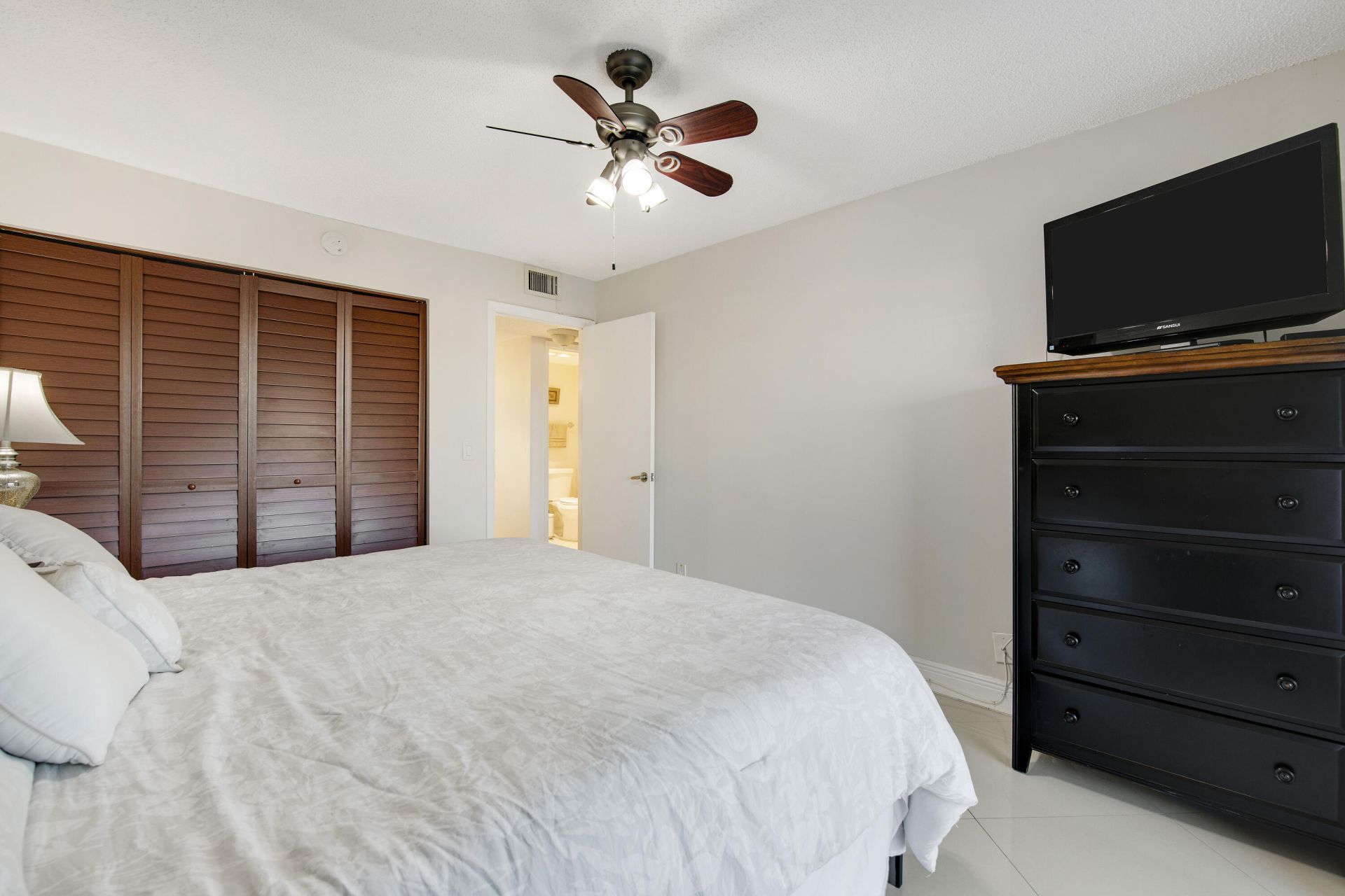 3100 Springdale Boulevard, Unit 314, Palm Springs, FL 33461 Photo
