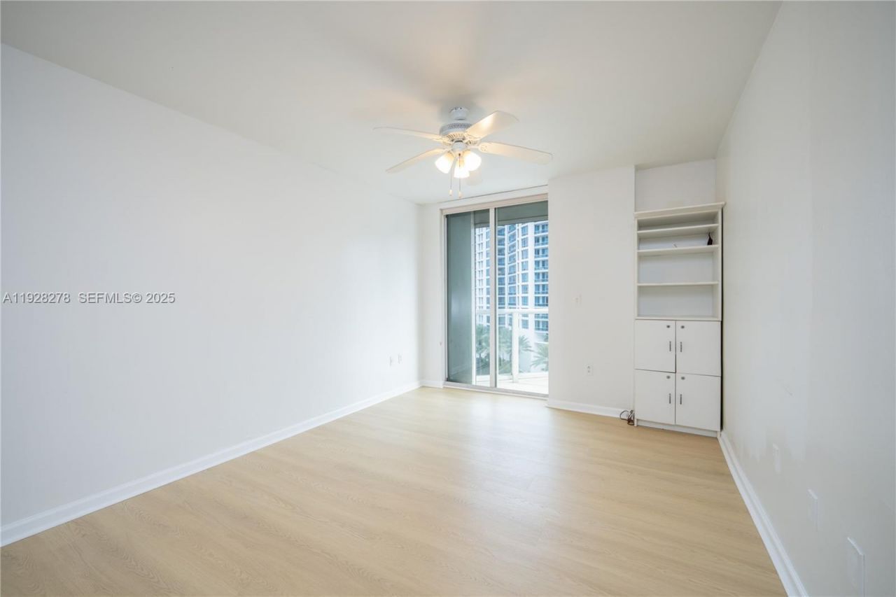 5900 Collins Ave, Unit 906, Miami Beach, FL 33140 Photo