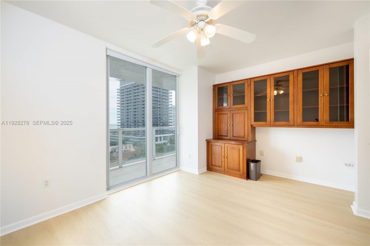 5900 Collins Ave, Unit 906, Miami Beach, FL 33140 Photo