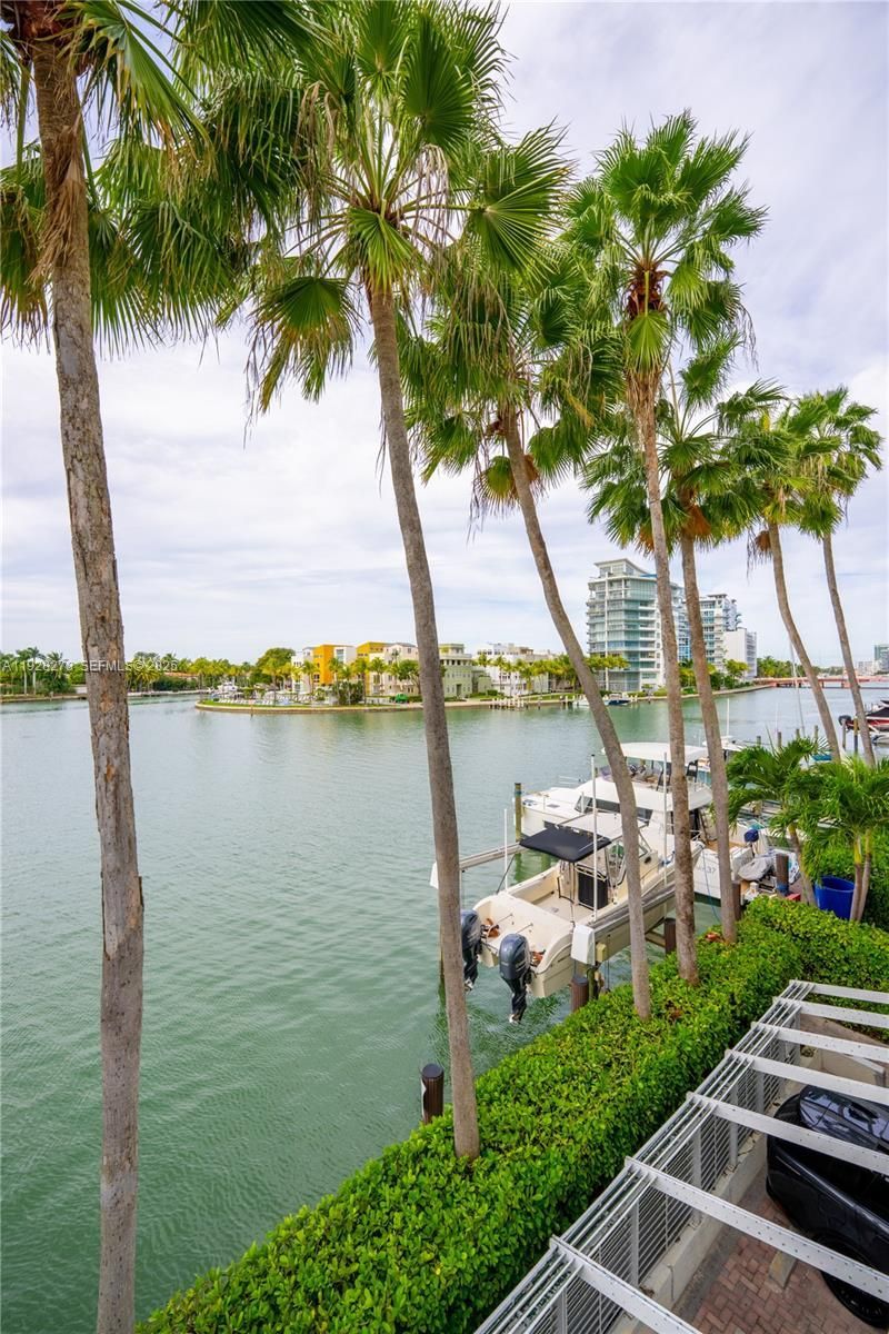 5900 Collins Ave, Unit 906, Miami Beach, FL 33140 Photo