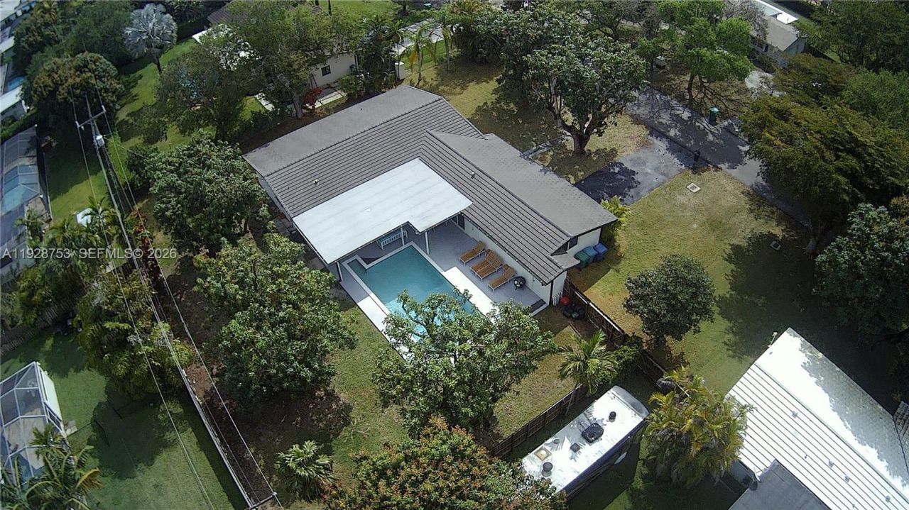 8265 SW 149th Dr, Palmetto Bay, FL 33158 Photo