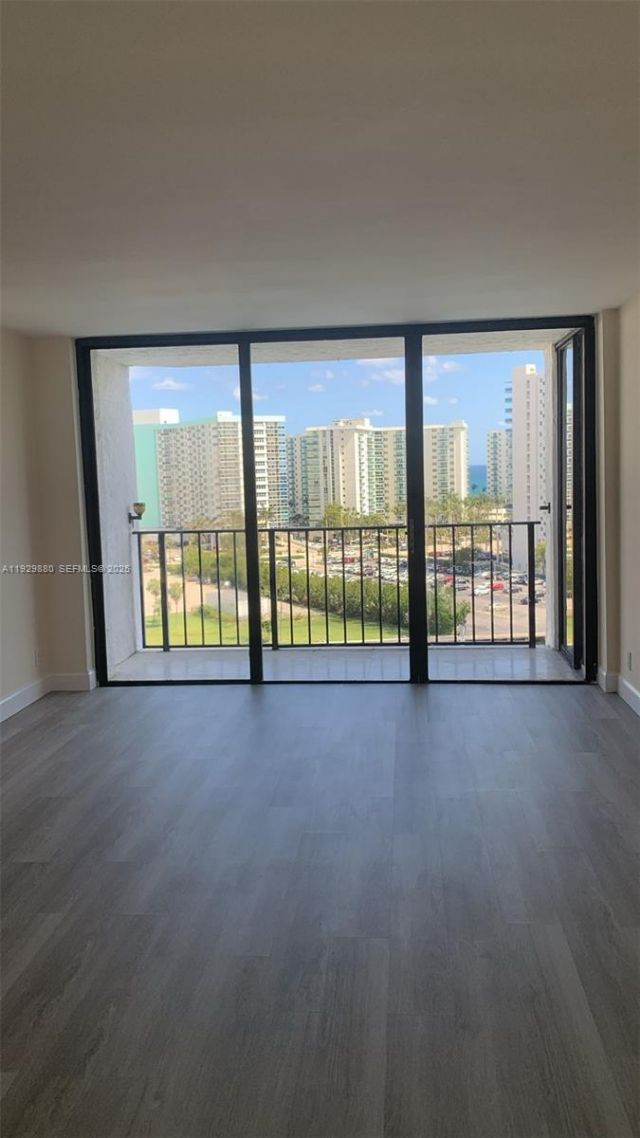 200 Leslie Dr, Unit 1106, Hallandale Beach, FL 33009 Photo