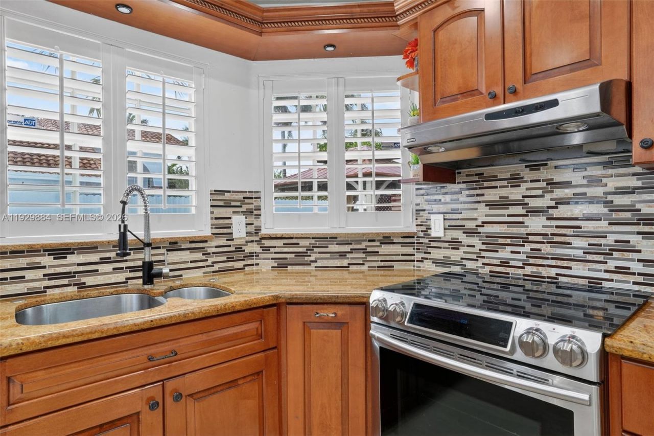 13966 SW 13th St, Miami, FL 33184 Photo