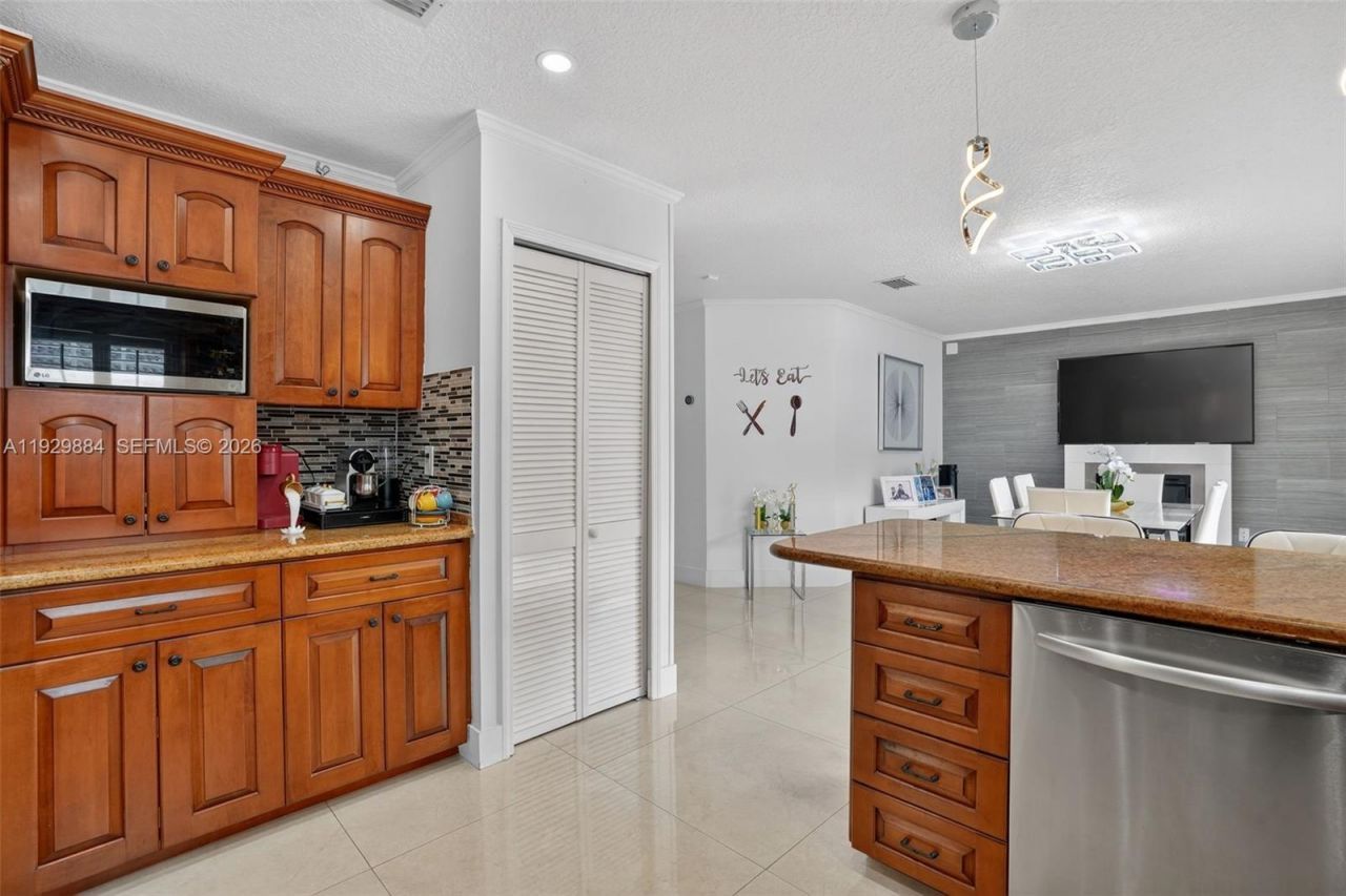 13966 SW 13th St, Miami, FL 33184 Photo