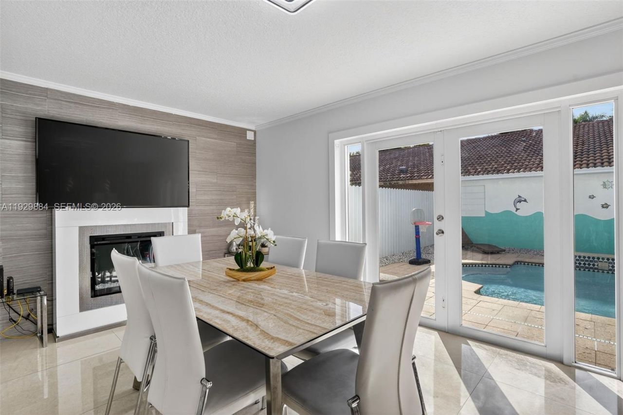 13966 SW 13th St, Miami, FL 33184 Photo