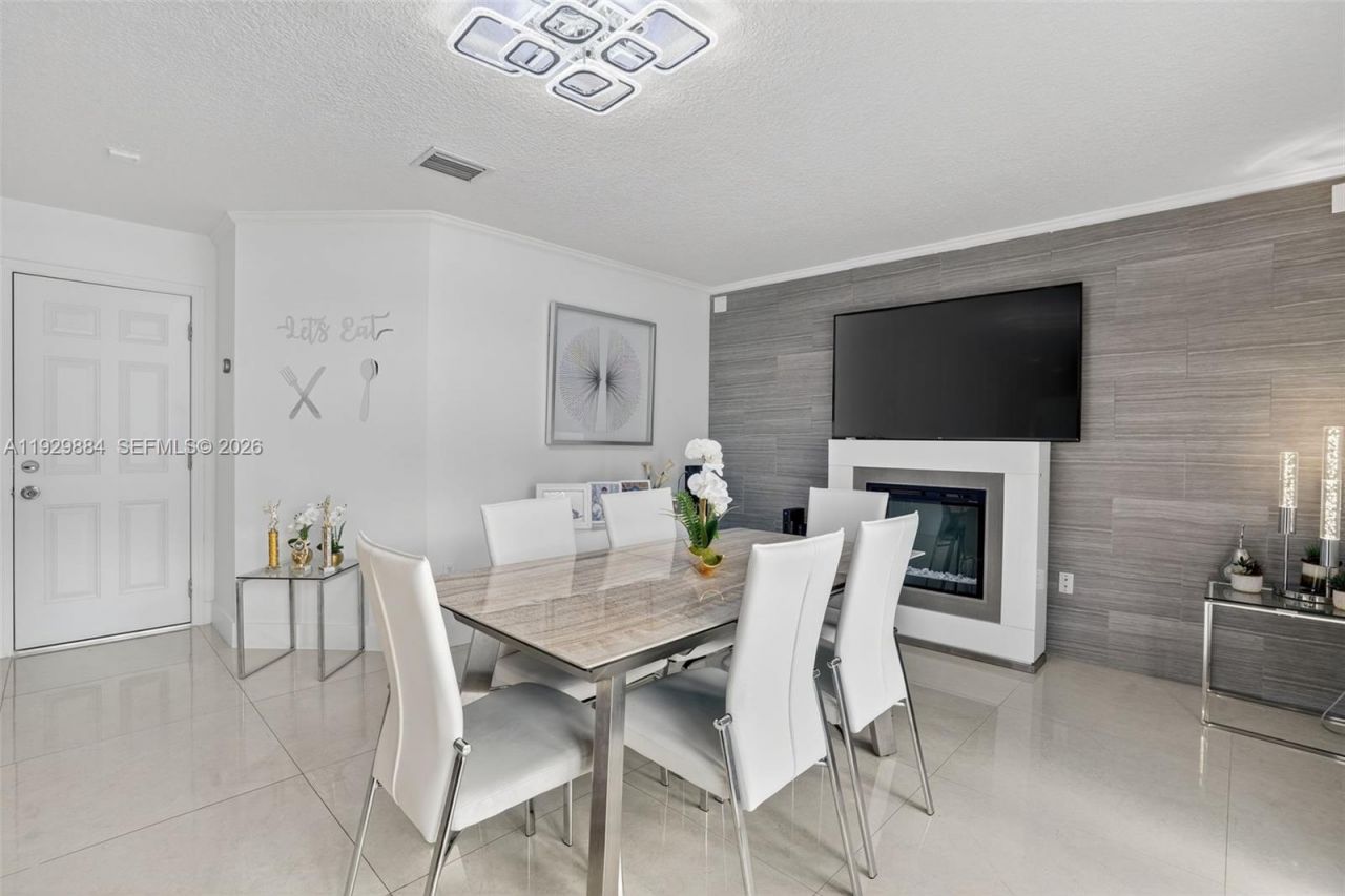 13966 SW 13th St, Miami, FL 33184 Photo