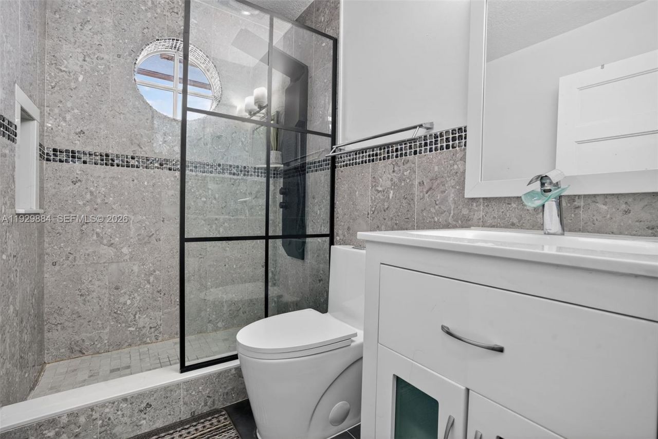 13966 SW 13th St, Miami, FL 33184 Photo