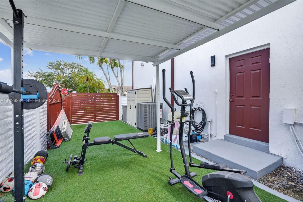 13966 SW 13th St, Miami, FL 33184 Photo