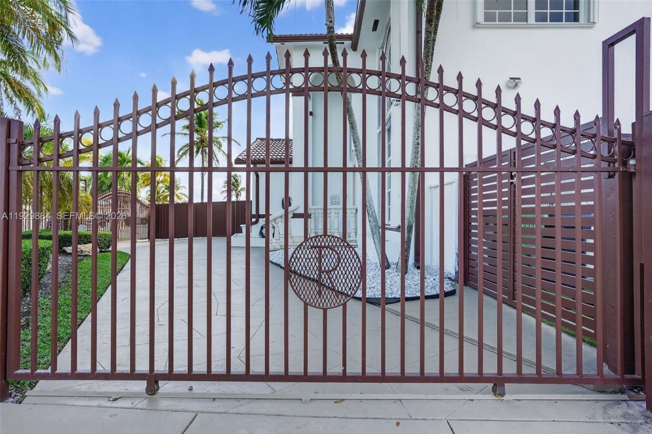 13966 SW 13th St, Miami, FL 33184 Photo