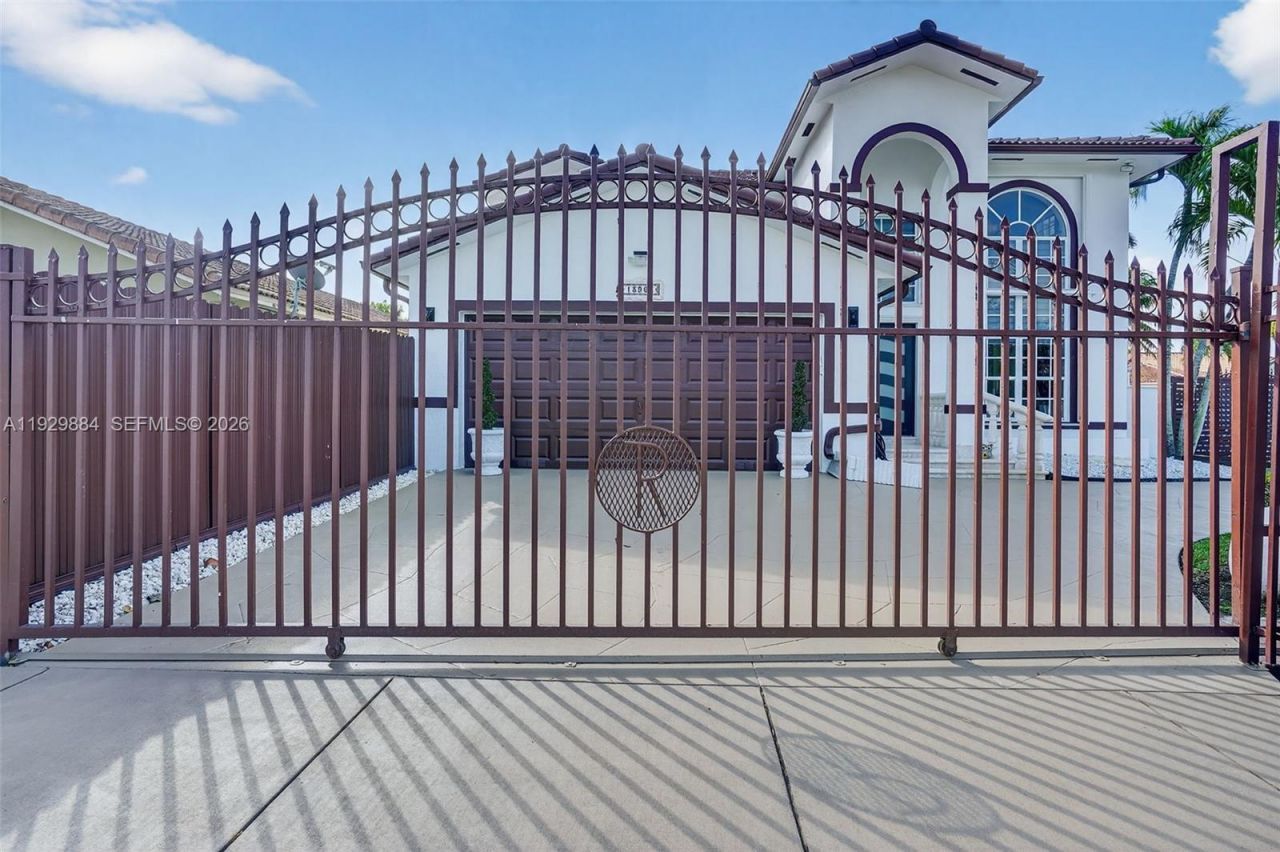 13966 SW 13th St, Miami, FL 33184 Photo