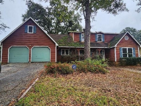 2401 Huffman Drive W, Mobile, AL 36693