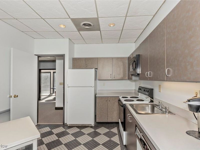 245 Quail Roost, Mayfield Heights, OH 44124 Photo 48