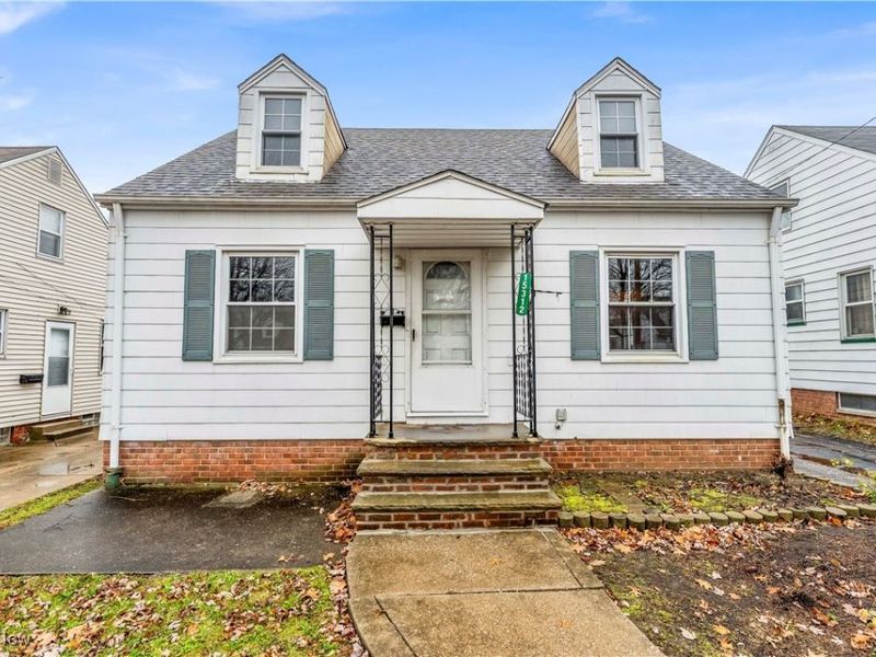 15312 Benhoff Drive, Maple Heights, OH 44137 Photo 1