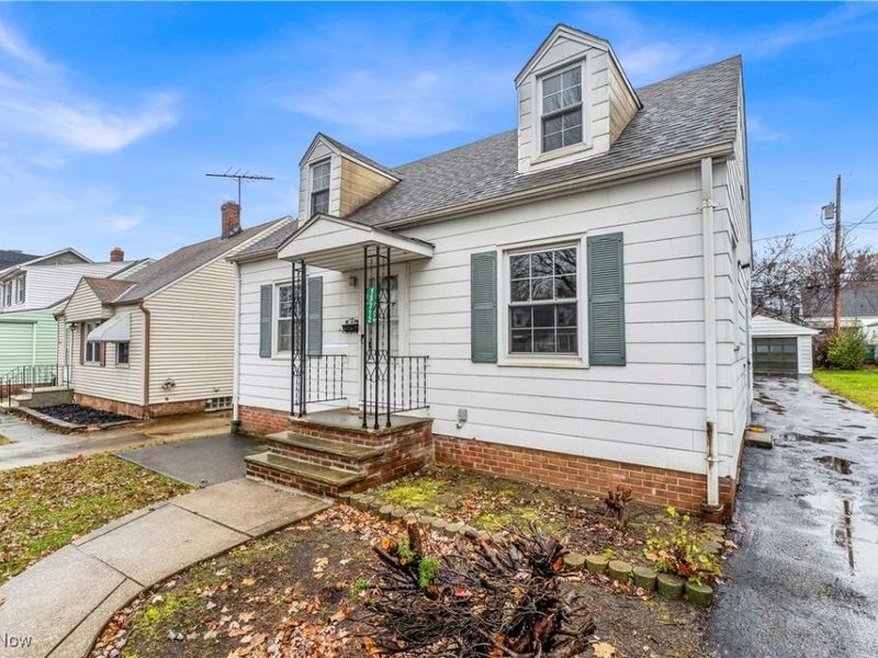 15312 Benhoff Drive, Maple Heights, OH 44137 Photo 2