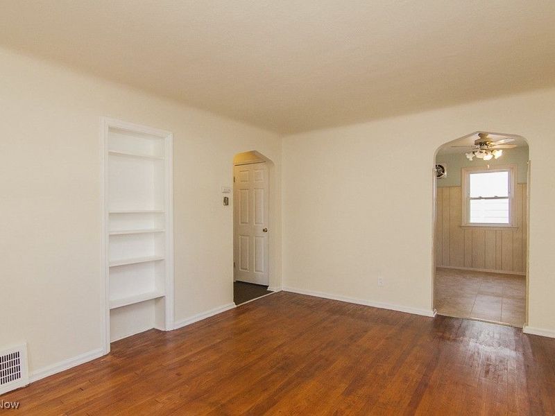 15312 Benhoff Drive, Maple Heights, OH 44137 Photo 5