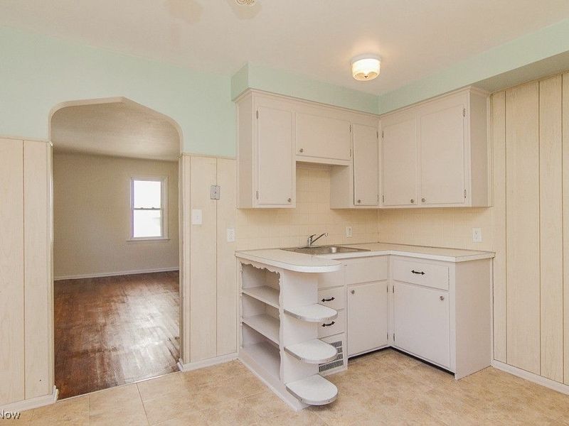 15312 Benhoff Drive, Maple Heights, OH 44137 Photo 7