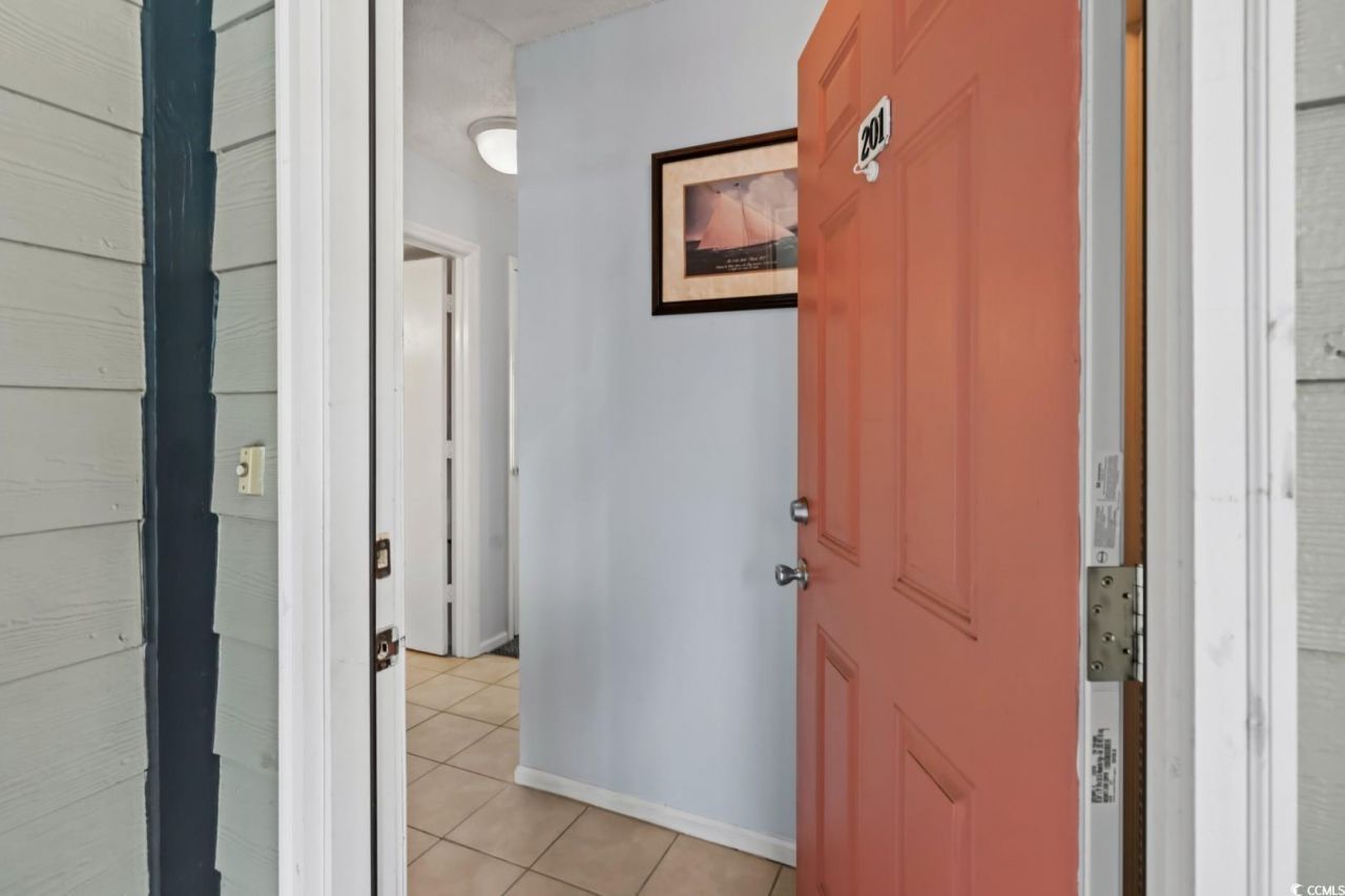 1500 Cenith Dr. Photo 5