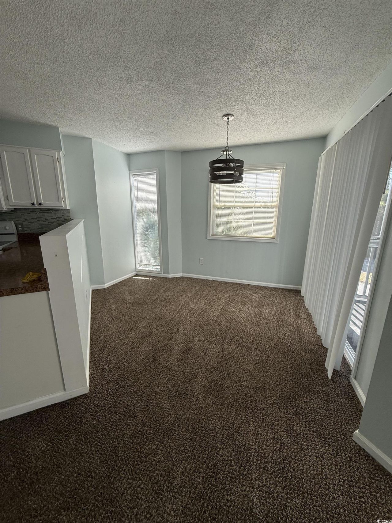 1500 Cenith Dr. Photo 8