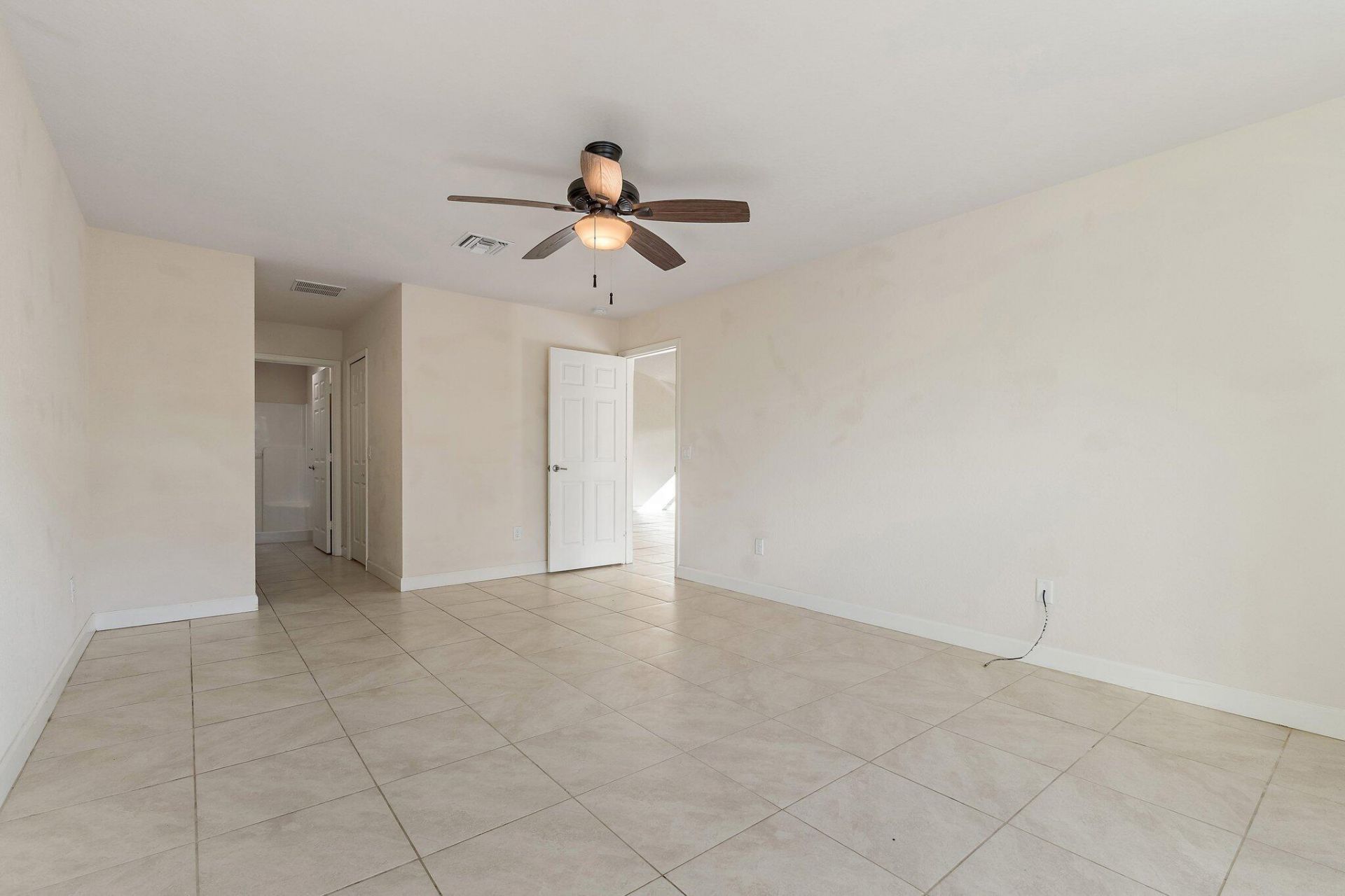 3 S Granada Lane, Port Saint Lucie, FL 34952 Photo