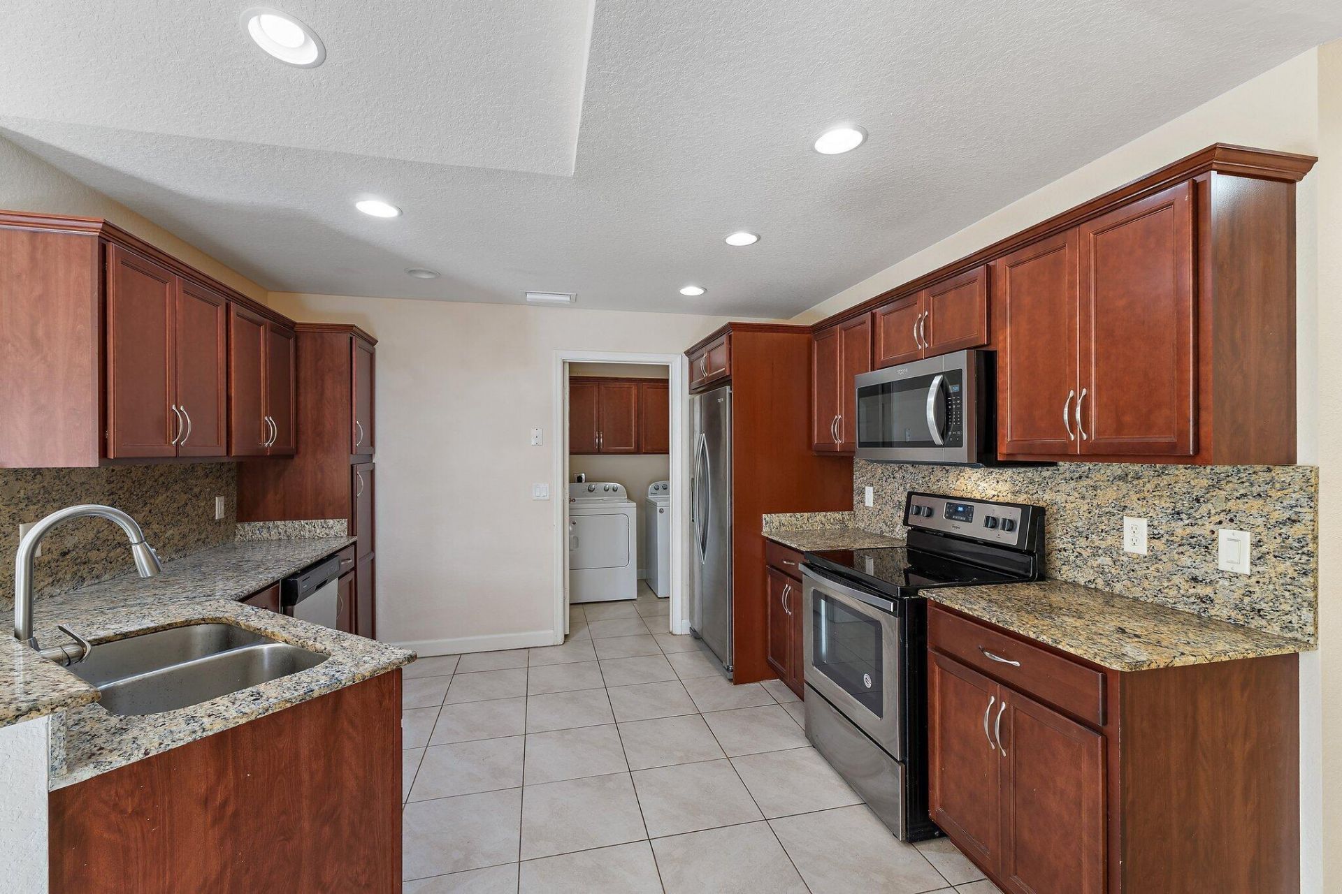 3 S Granada Lane, Port Saint Lucie, FL 34952 Photo