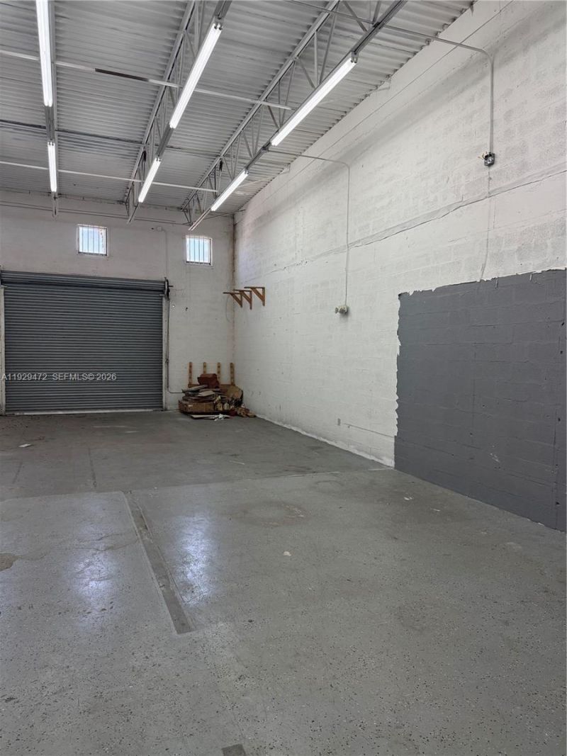 7400 NW 7th St, Unit 2, Miami, FL 33126 Photo