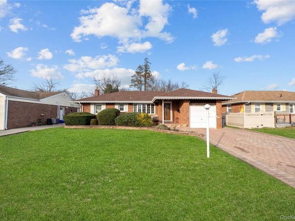 831 Dean Drive, Baldwin, NY 11510