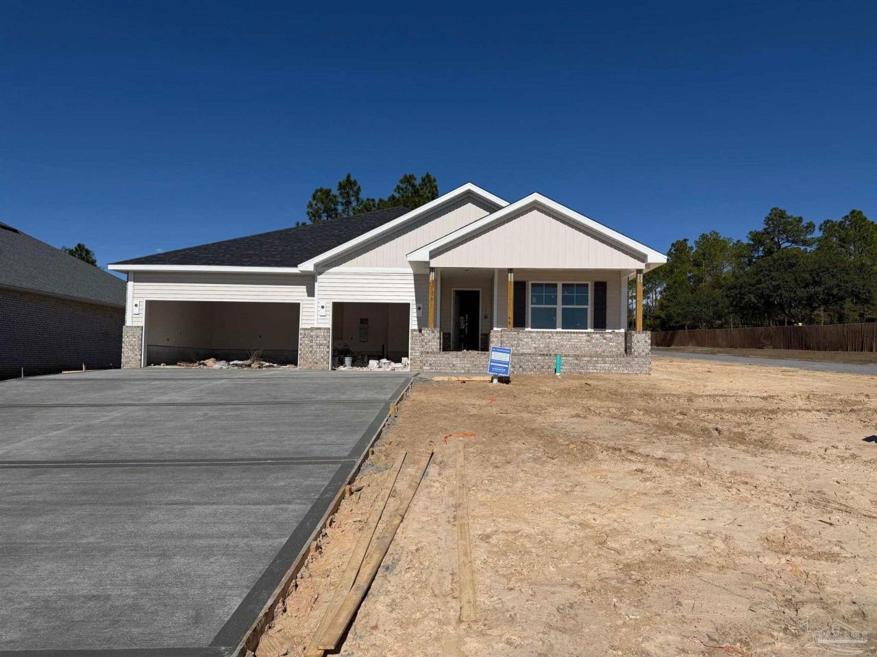 4812 Red Oak Dr, Milton, FL 32583 Main Photo