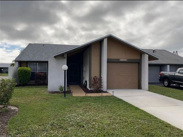 18424 Orangecrest CT, LEHIGH ACRES, FL 33936