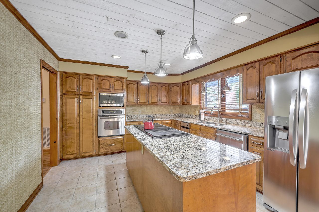 125 Cooper Drive Photo 11