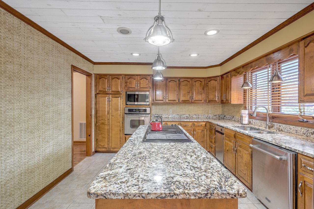 125 Cooper Drive Photo 13