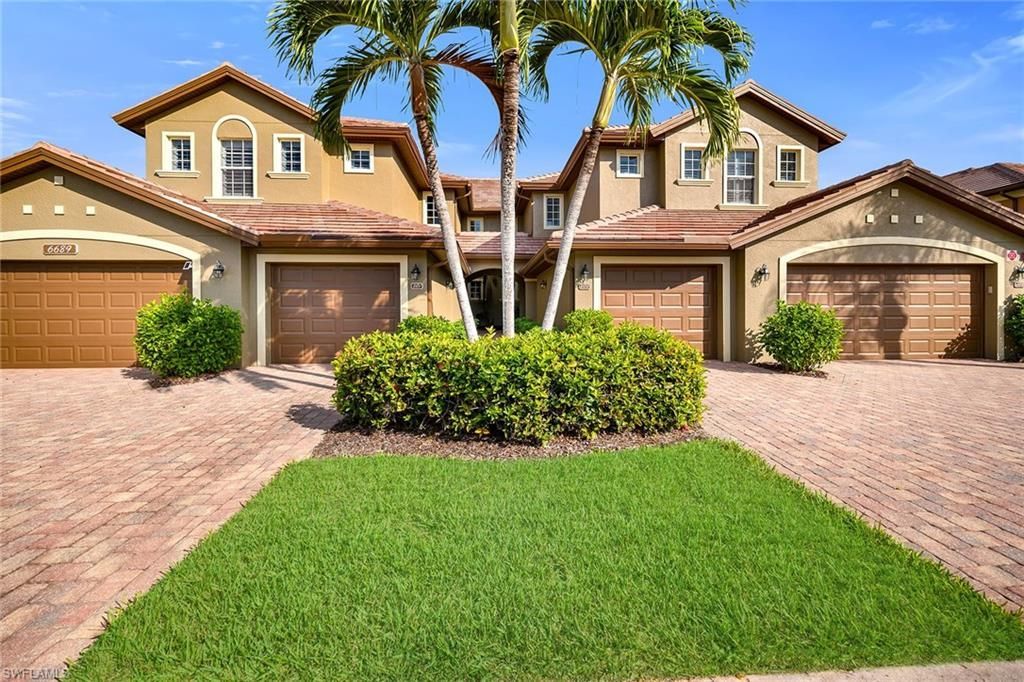 6689 Alden Woods Cir, Unit 201, Naples, FL 34113 Photo